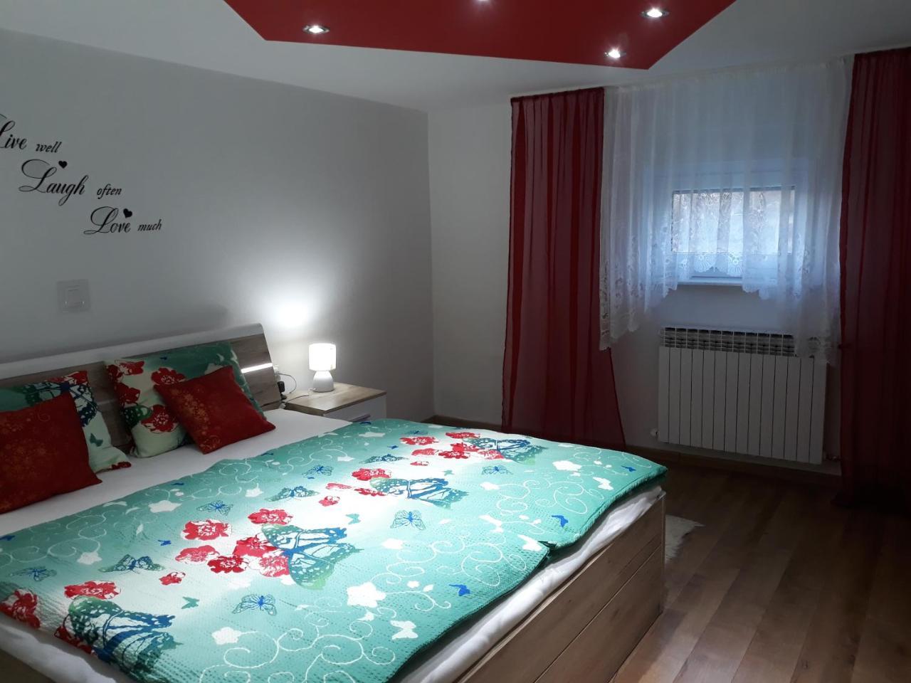 Apartmani Anna Светий Мартин-на-Мурі Екстер'єр фото